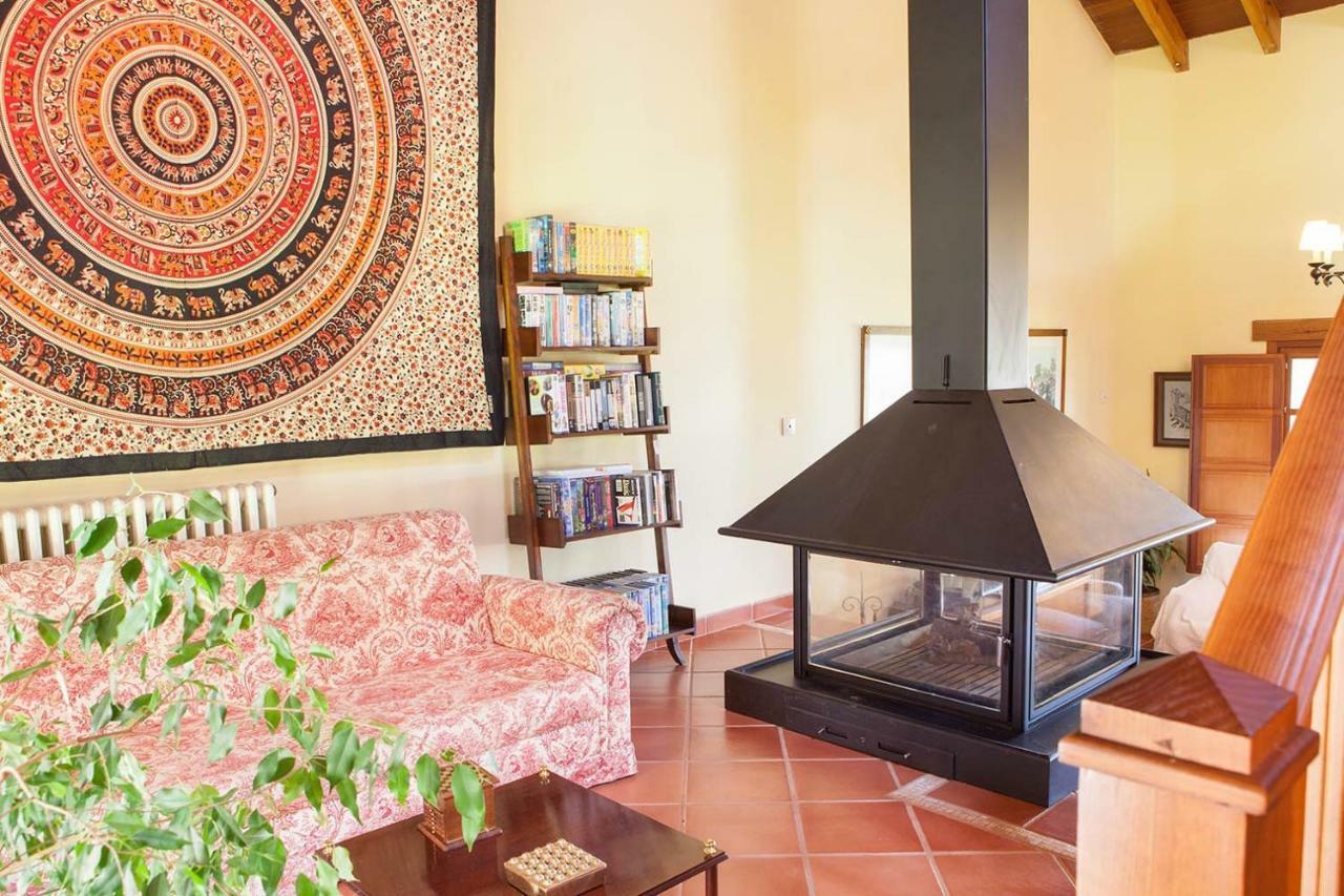 Casa Roble Guest House Almenara de Tormes Eksteriør bilde