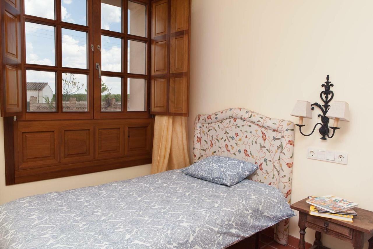 Casa Roble Guest House Almenara de Tormes Eksteriør bilde